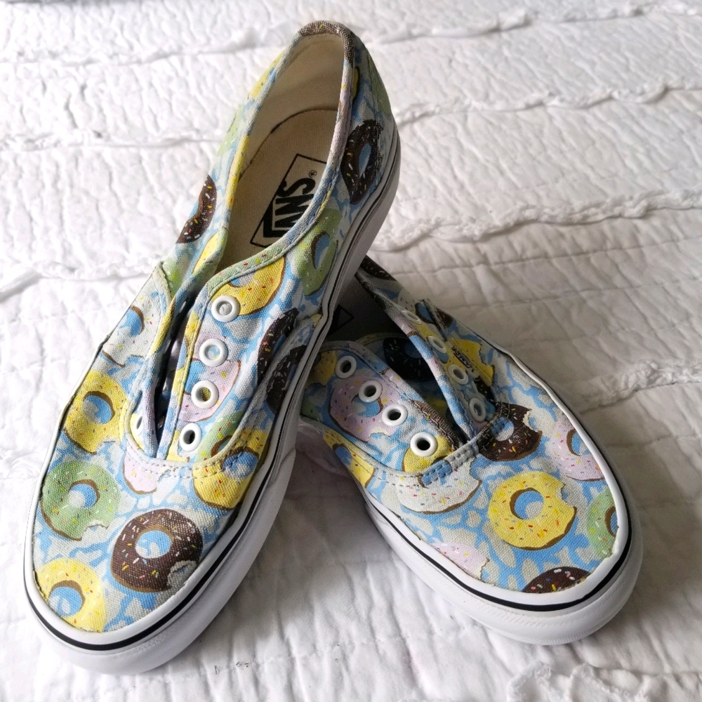 Vans Doughnuts Sneakers Size 7 EUC!